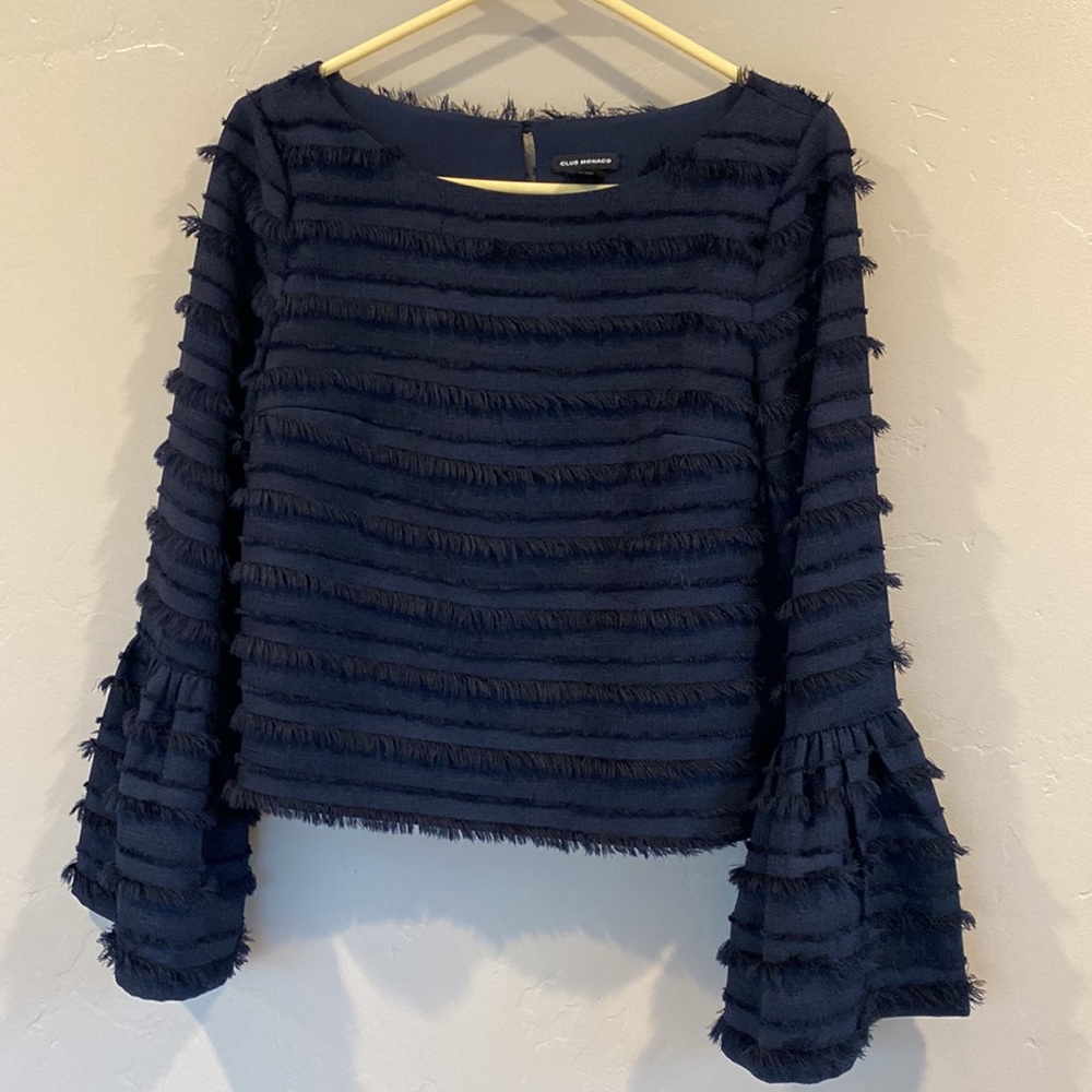 Club Monaco raffle long flare sleeve size S